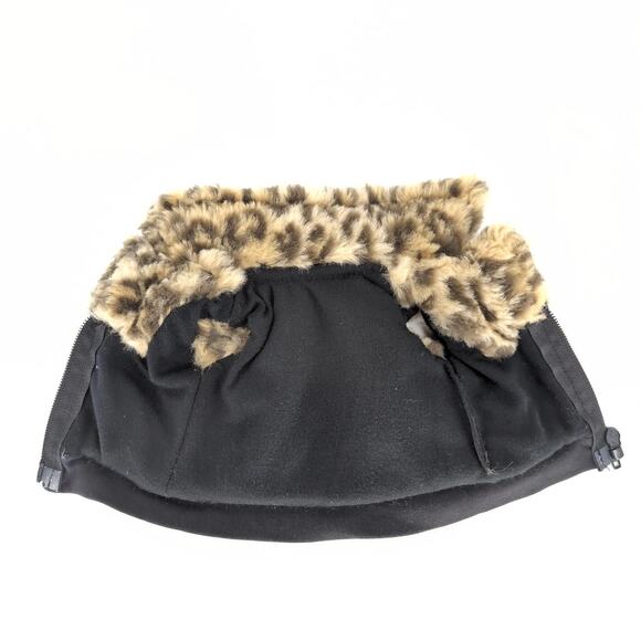 Unbranded Faux Fur Fuzzy Cheetah Vest / Sleeveless Winter Coat for 18" Dolls GUC - Picture 7 of 11